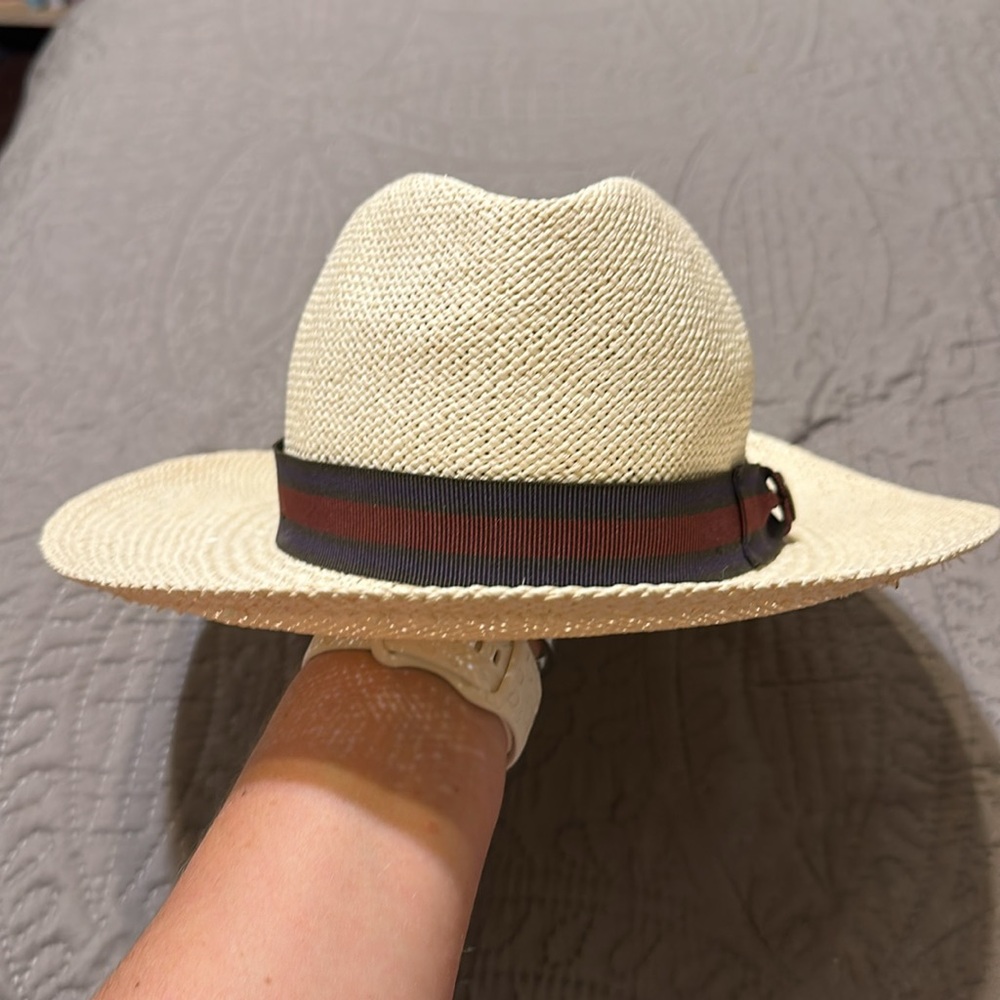 Goorin Bros Fedora Stylish Straw Hat with Burgundy Purple and Red Band Medium